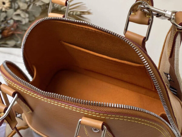 Louis Vuitton Alma BB