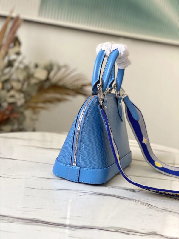 Louis Vuitton Alma BB