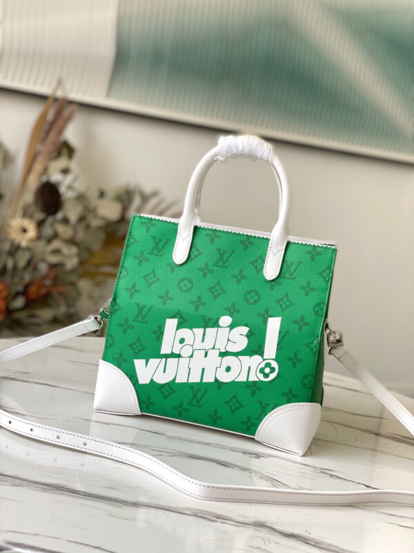 Louis Vuitton Carry It Tote
