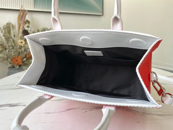 Louis Vuitton Carry It Tote