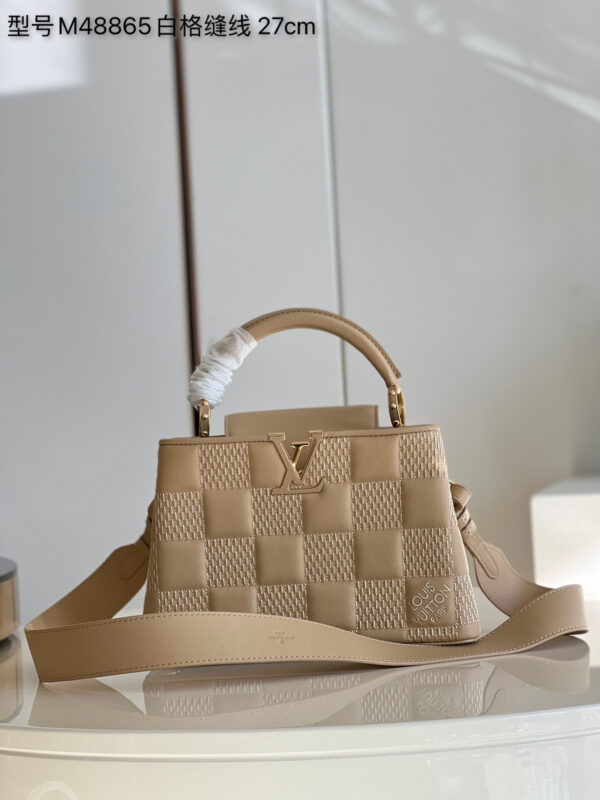 Louis Vuitton Capucines BB
