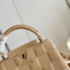 Louis Vuitton Capucines BB