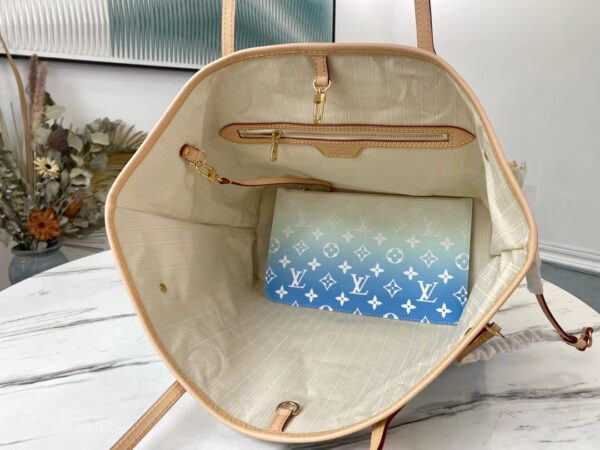 Louis Vuitton Neverfull