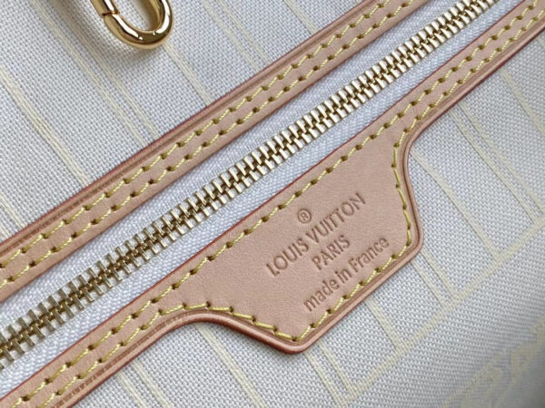 Louis Vuitton Neverfull
