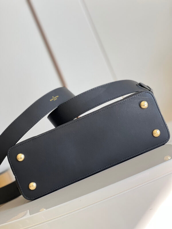Louis Vuitton Capucines