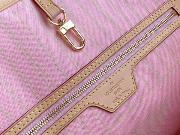 Louis Vuitton Neverfull