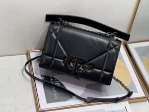 Dior 30 Montaigne