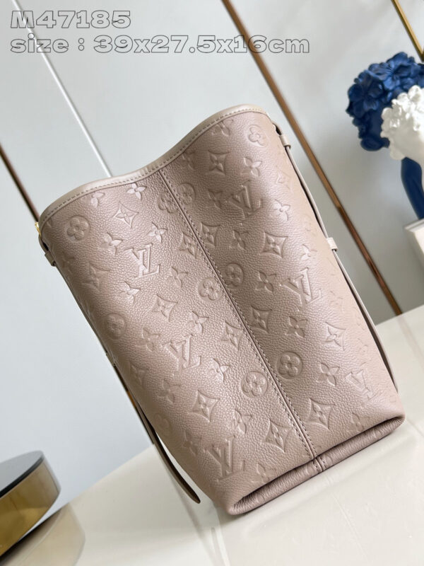 Louis Vuitton Babylone Tote MM