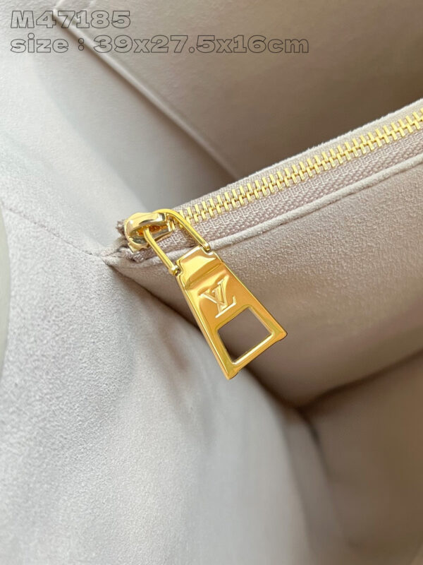 Louis Vuitton Babylone Tote MM