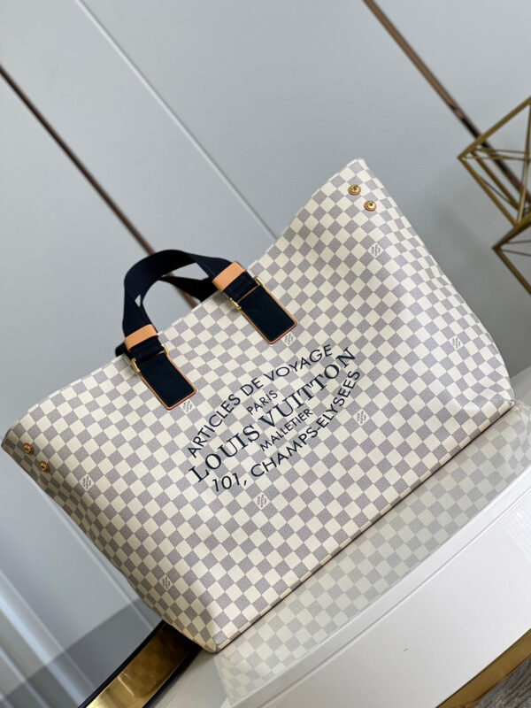 Louis Vuitton Cabas