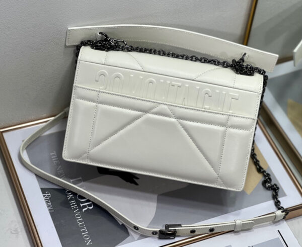 Dior 30 Montaigne