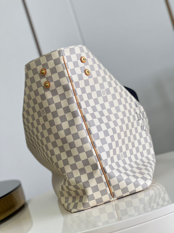 Louis Vuitton Cabas