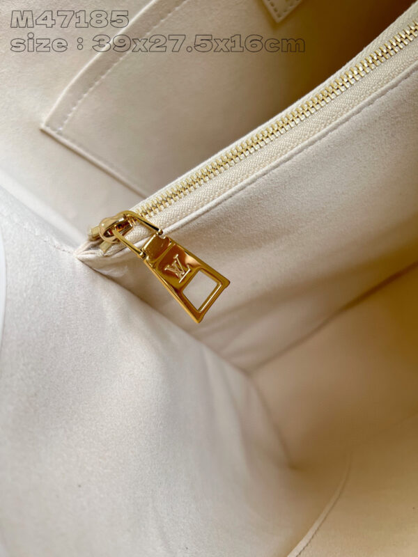 Louis Vuitton Babylone Tote MM