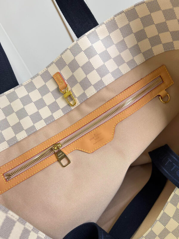 Louis Vuitton Cabas