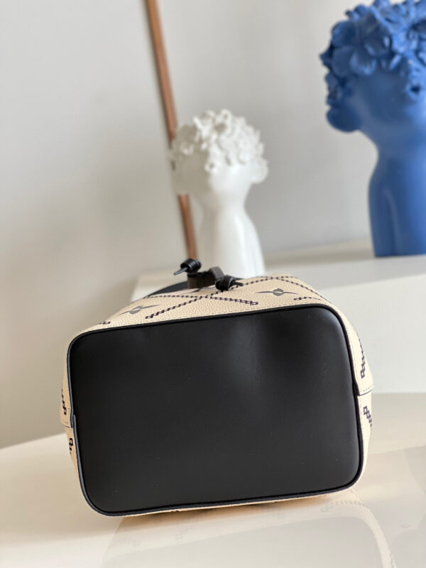 Louis Vuitton Neo Noe