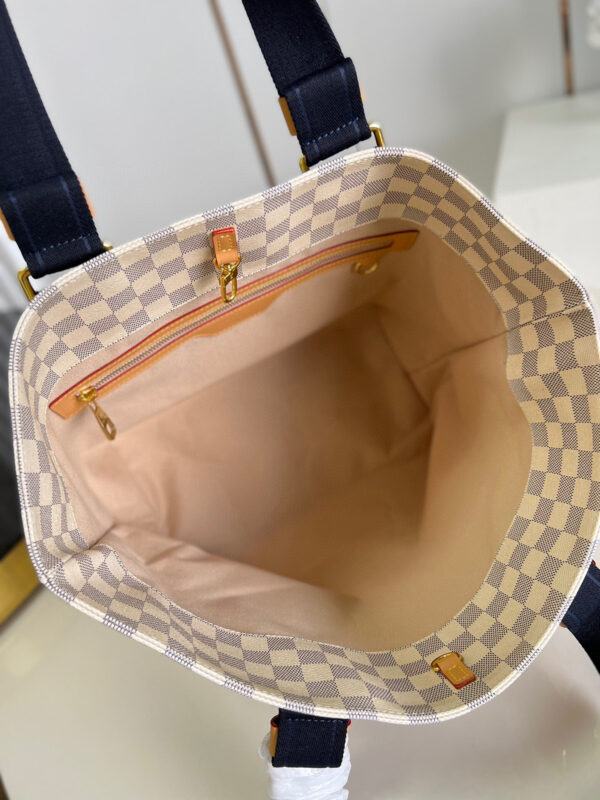 Louis Vuitton Cabas