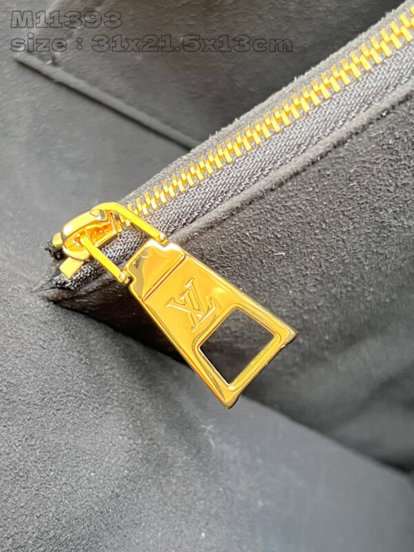 Louis Vuitton Babylone Tote PM