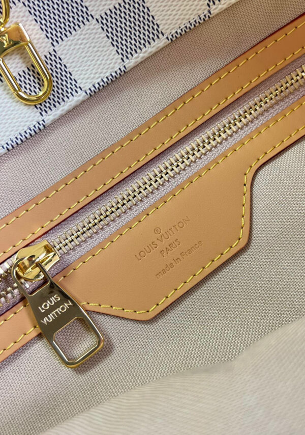 Louis Vuitton Cabas