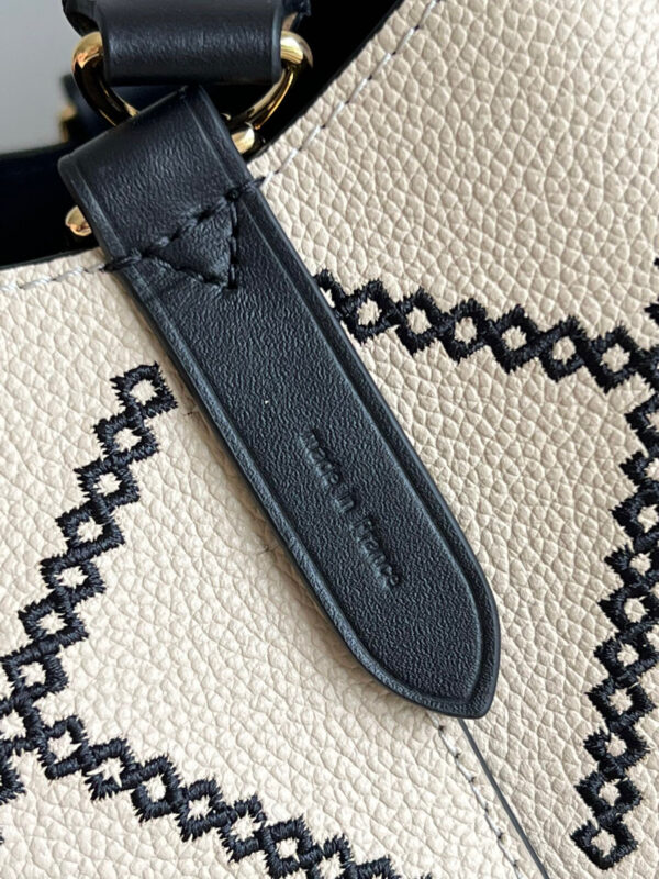Louis Vuitton Neo Noe