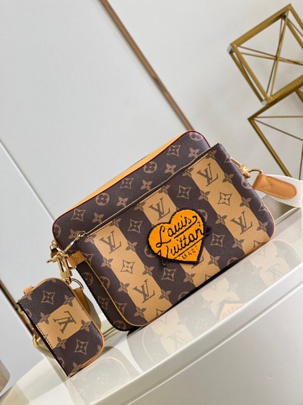 Louis Vuitton Trio Messenger Bag