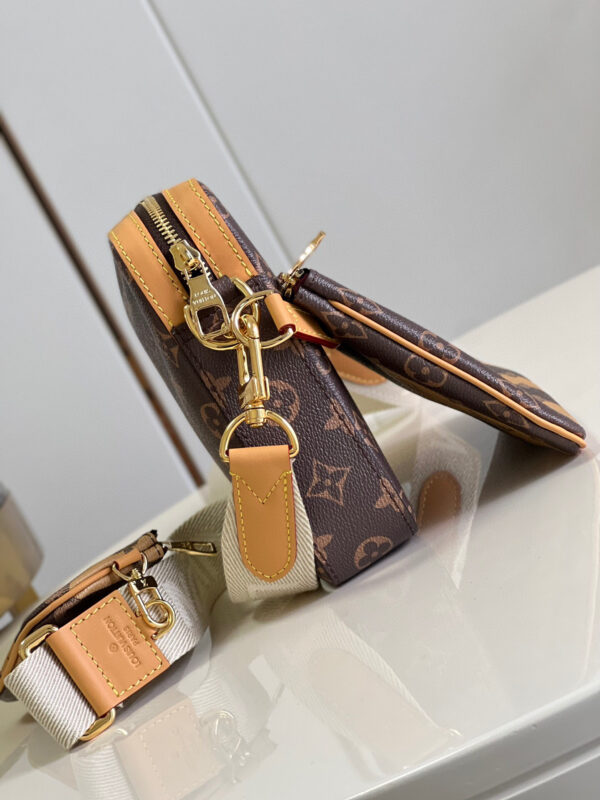 Louis Vuitton Trio Messenger Bag