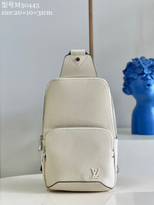 Louis Vuitton Avenue
