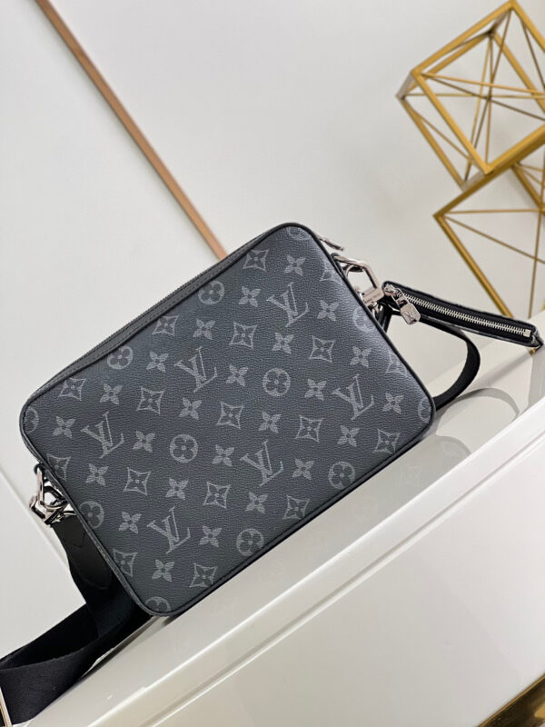 Louis Vuitton Trio Messenger Bag