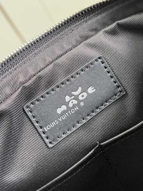 Louis Vuitton Trio Messenger Bag