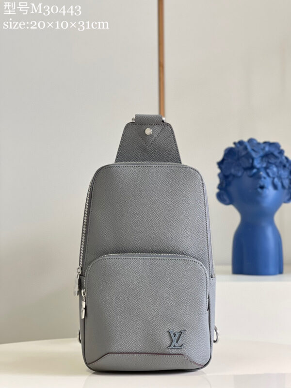Louis Vuitton Avenue