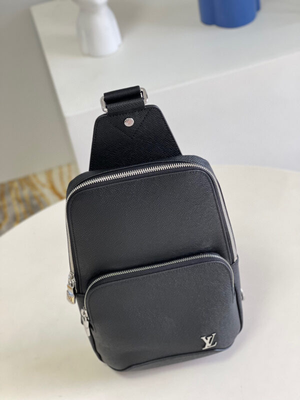 Louis Vuitton Avenue