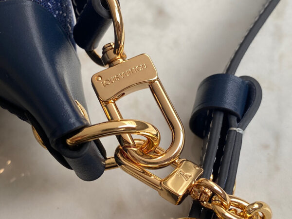 Louis Vuitton Odeo