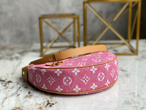 Louis Vuitton Odeo
