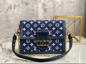 Louis Vuitton Dauphine