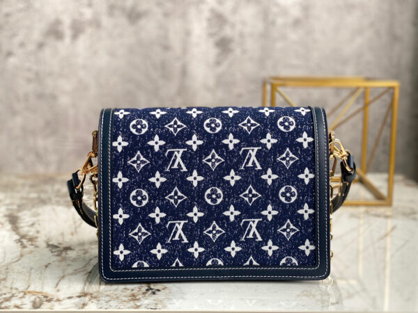 Louis Vuitton Dauphine