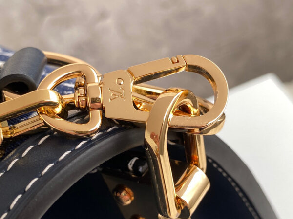 Louis Vuitton Dauphine