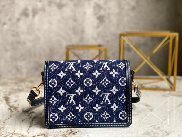 Louis Vuitton Dauphine