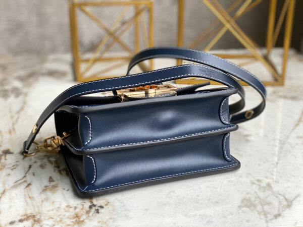 Louis Vuitton Dauphine