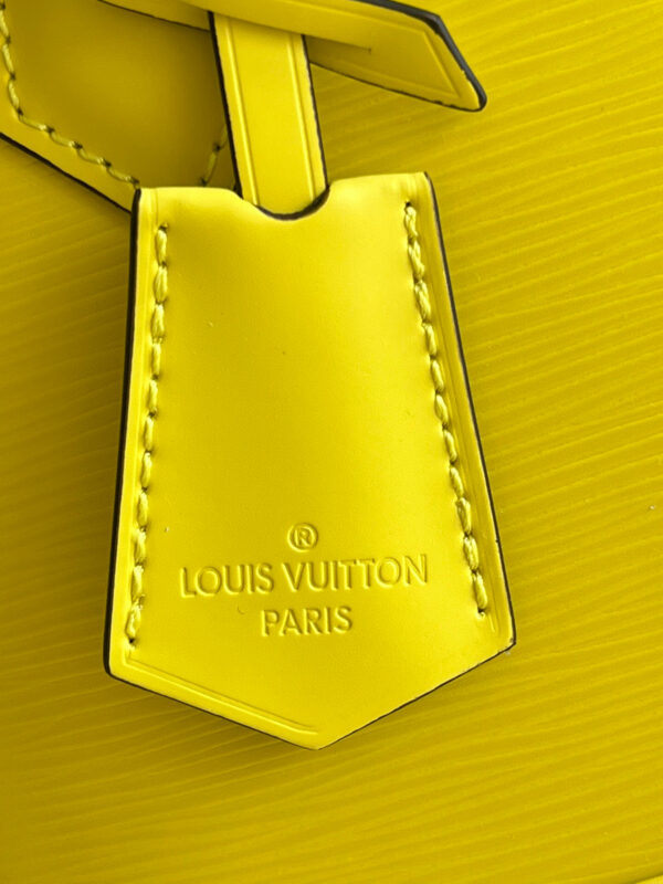 Louis Vuitton Alma BB
