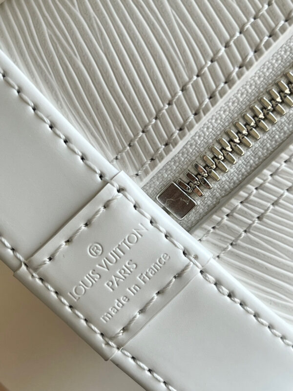 Louis Vuitton Alma BB