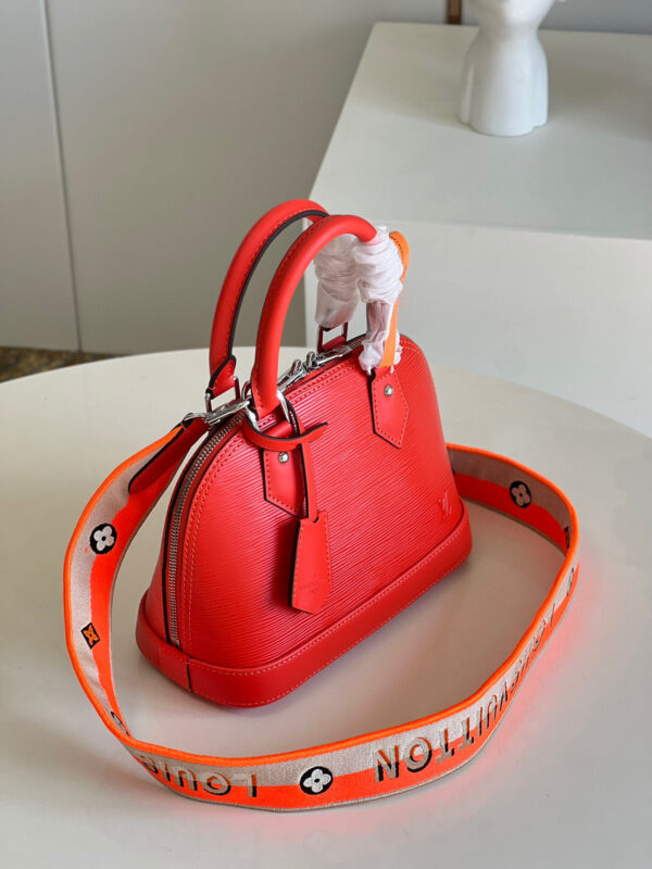 Louis Vuitton Alma BB