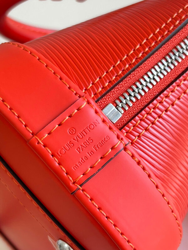 Louis Vuitton Alma BB