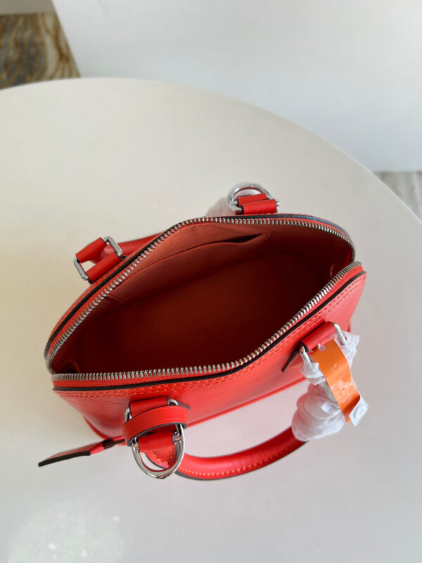 Louis Vuitton Alma BB