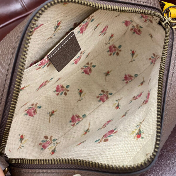 Gucci NEO VINTAGE GG SUPREME MESSENGER BAG