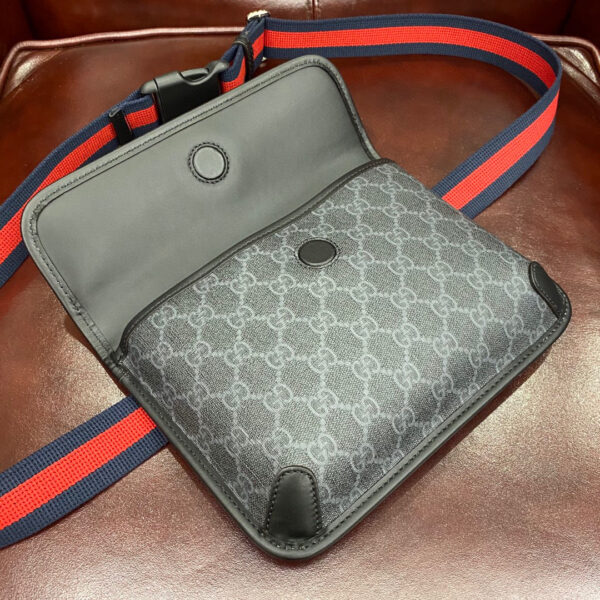 Gucci GG Suprem Pocket Bag