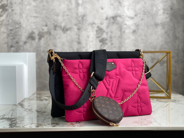 Louis Vuitton Maxi Multi Pochette