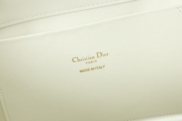 Medium Dior Toujours Vertical Tote Bag