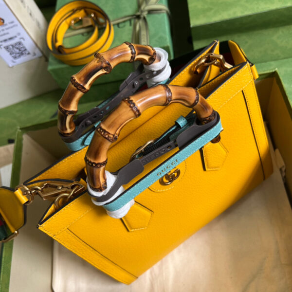 Gucci Diana Tote Bag Small