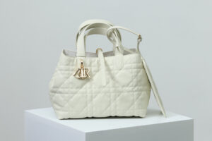 Medium Dior Toujours Bag