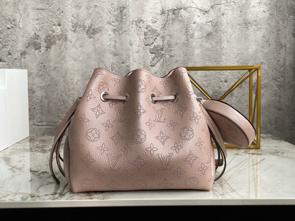 Louis Vuitton Bella