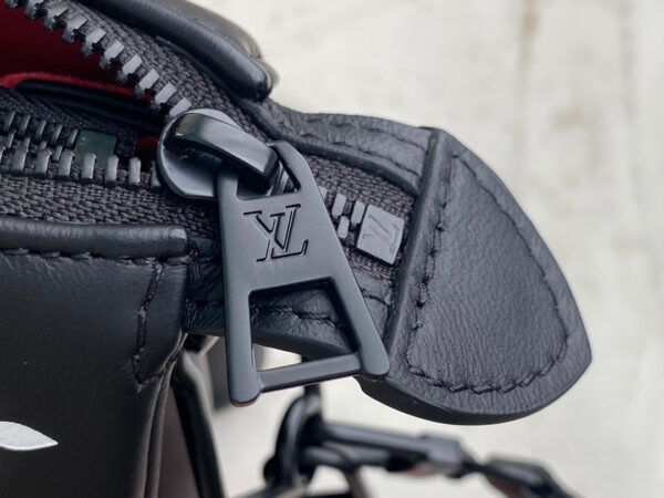 Louis Vuitton Coussin